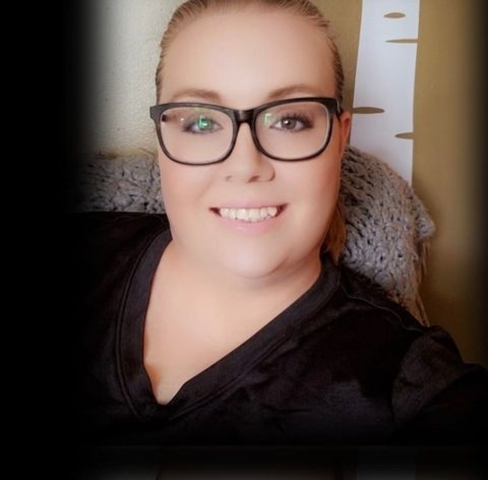 Meet your Posher, Renee